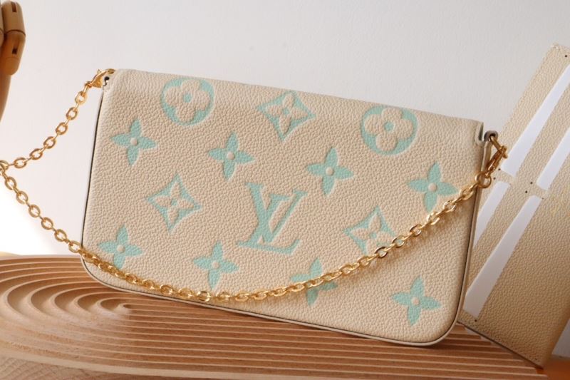 LV Purse